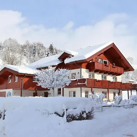 Apartment Sion 4 *